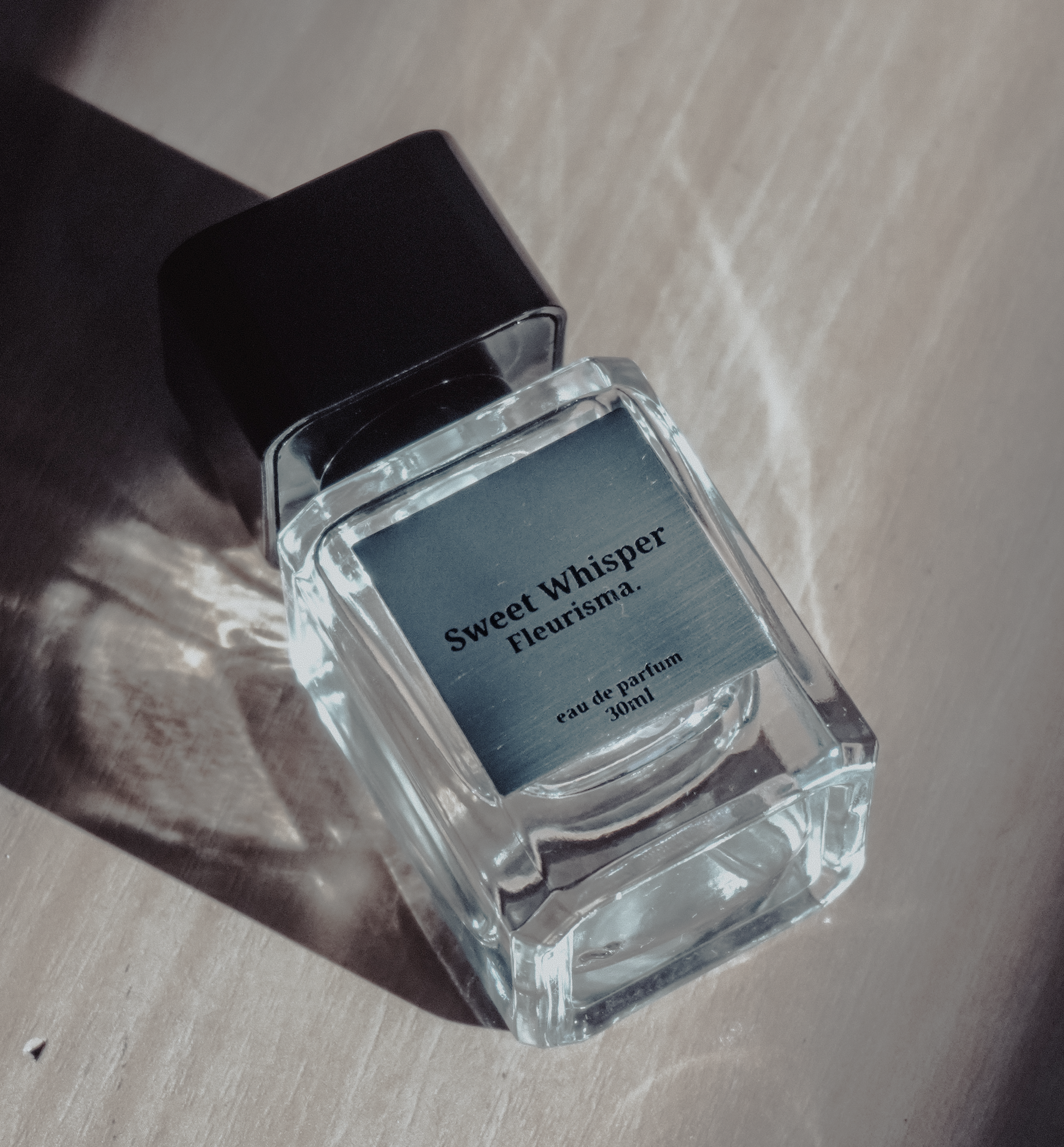 7 Tips Parfum Tahan Lama Seharian: Rahasia Wangi Meskipun Sibuk!